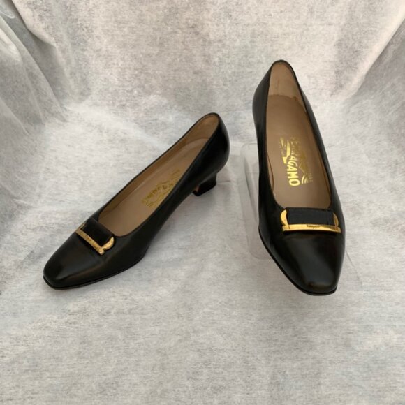 Salvatore Ferragamo Women’s Leather Heel Black Slip On Logo Buckle Shoes - Picture 7 of 15